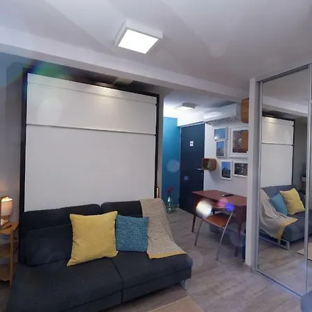 At In Apartament