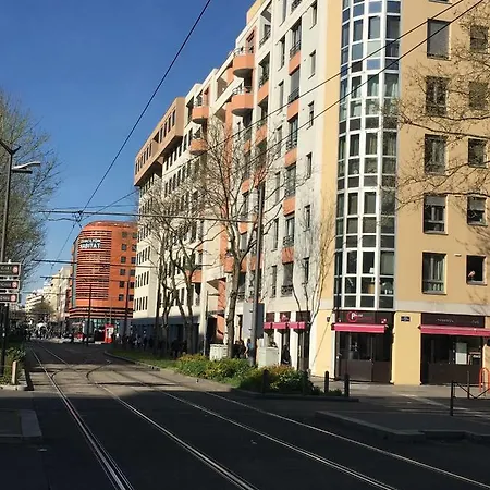 At In Apartament