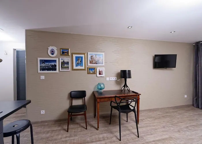 At In Apartament Lyon