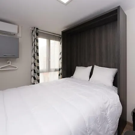 Apartment At In